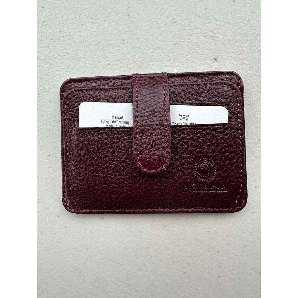 NWOT Ariana Minimalist Deep Burgundy Pebbled Genuine Leather Cardholder Wallet